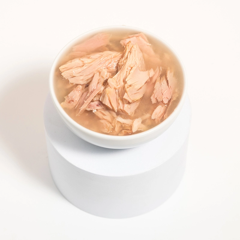 Canned tuna broth for cats