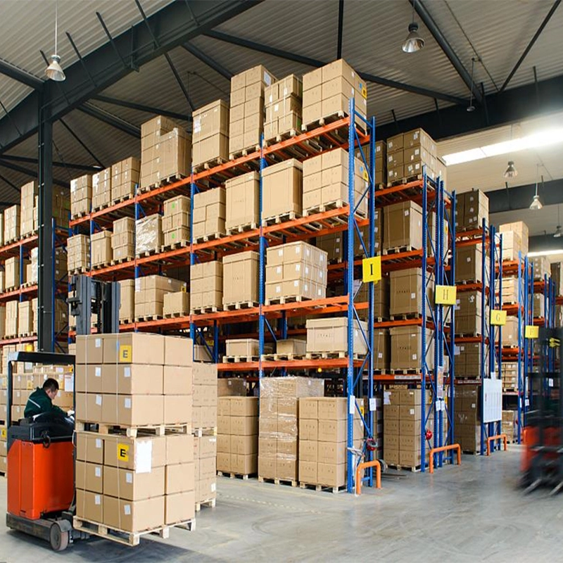 Freeze-dried chicken cubes